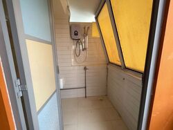 Eastwood Centre (D16), Apartment #585590521